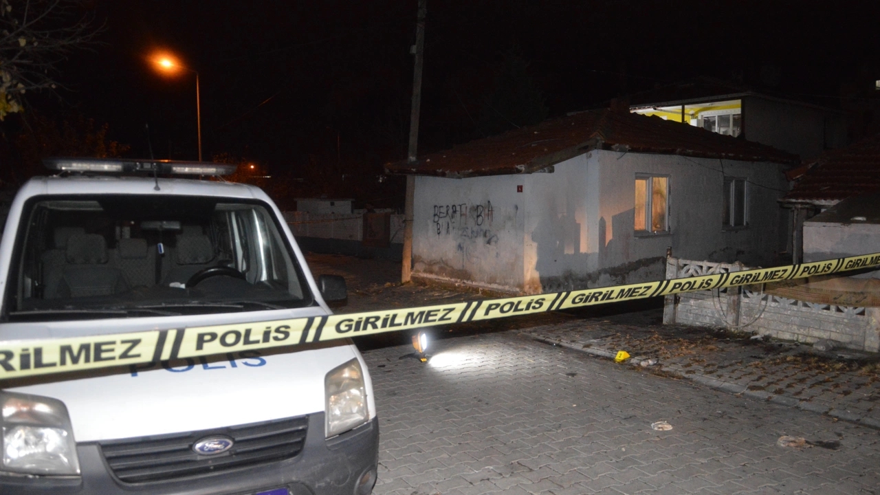 kırklarelinde silahlı kavga 2 kişi yaralandı