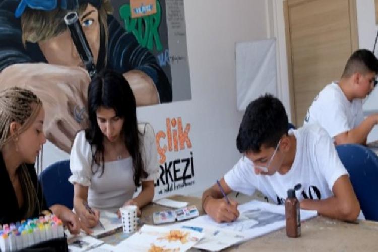 kocaeli büyükşehirin atölyeleriyle hayallerine kavuştular