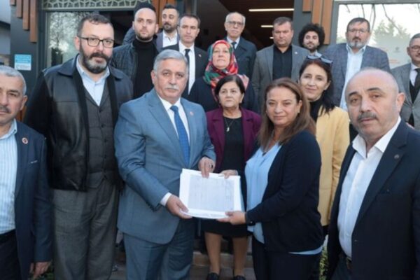 Kocaeli Muhtarları Hatay’da Yapılacak Okul İçin Bağış Seferberliği Başlattı
