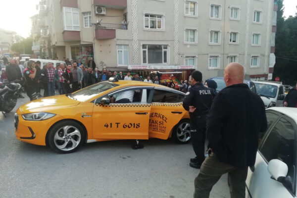 Kocaeli’de Silahla Vurulan Taksi Şoförü Yaşamını Yitirdi