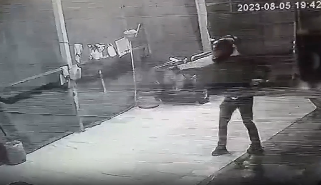 kurşun yağmuruna tutuldu
