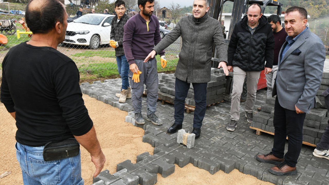 lapsekide köylerin altyapıları güçlendiriliyor