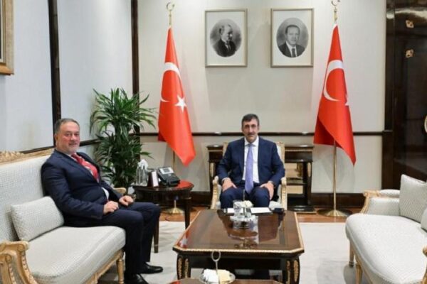 Lider Tatlıdede Cumhurbaşkanı Yardımcısı Yılmaz’la görüştü