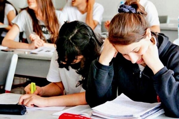 Liseliler Dikkat: Sınıfta Tekrarı Geri Geliyor!