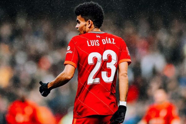 Liverpool’un Yıldızına Şok! Annesi ve Babası Fidyeciler Tarafından Kaçırıldı