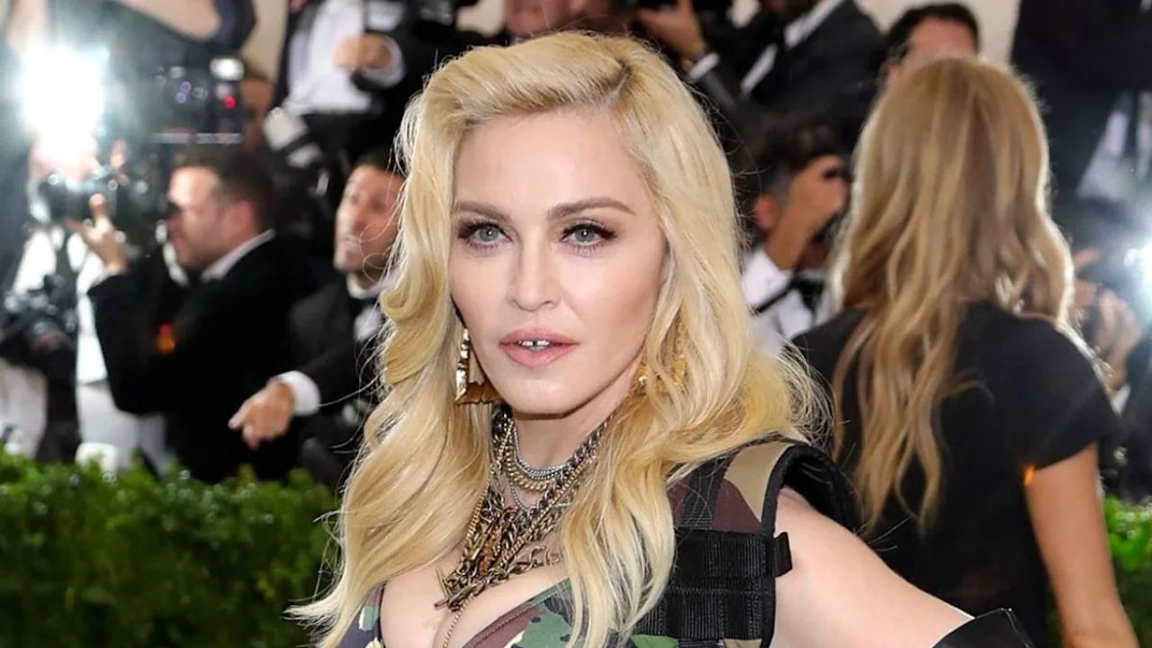 Madonna Apar Topar Yoğun Bakıma Kaldırıldı