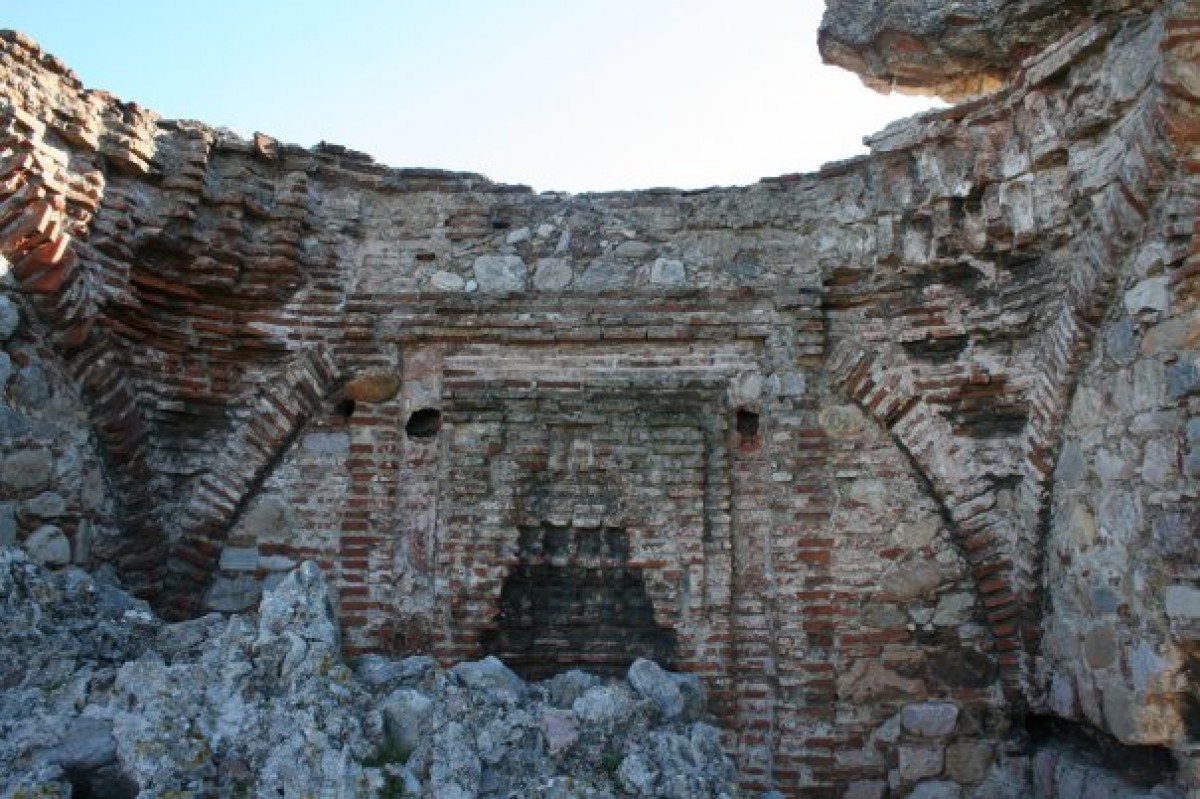 manyas kalesi turizme mi kazandırılıyor