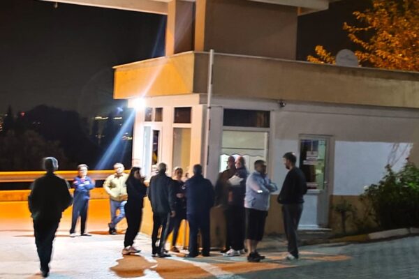 Market İşletmecisi Tartıştığı Site Yöneticisini Bıçakladı