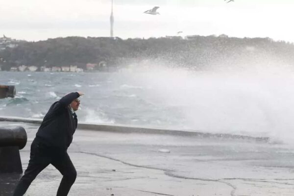Marmara Bölgesi’nde Bu Akşamdan İtibaren Fırtına Etkisi Bekleniyor
