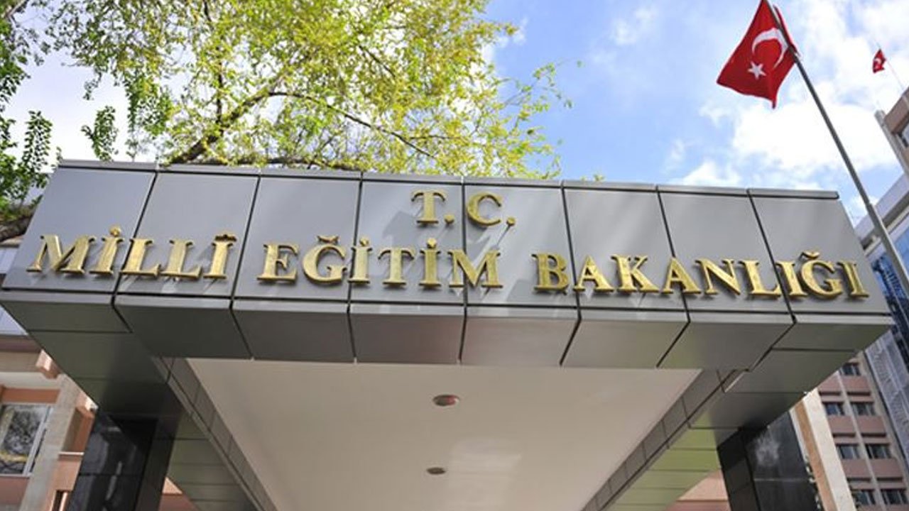 mebden filistin İçin saygı duruşu kararı