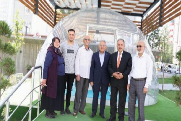 memduh büyükkılıçtan Şeffaf oda ziyareti