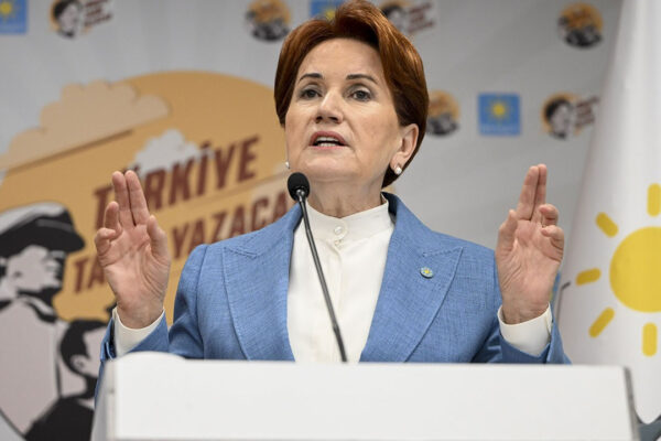 Meral Akşener O İsimlere Gönderme: “Birileri Gibi Yan Gelip Yatmadık”
