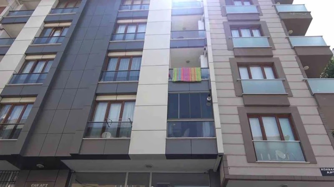 merdivenlerinde bir erkeğin Ölü bulunmasına İlişkin soruşturma tamamlandı
