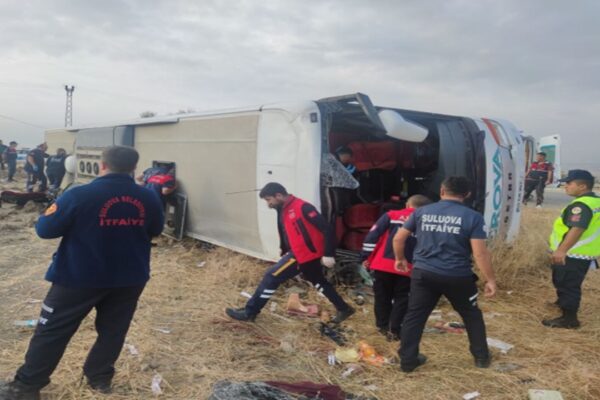 Merzifon’da Korkunç Kaza: 6 Kişi Öldü 35 Kişi Yaralandı