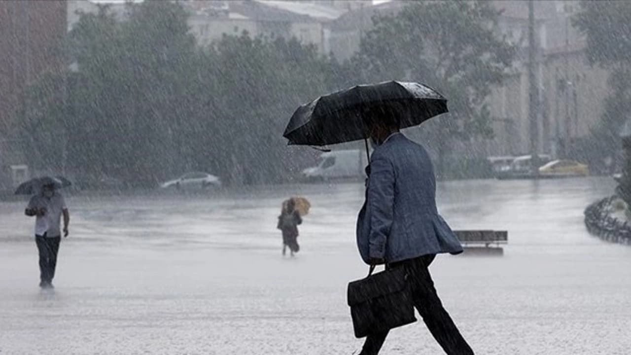meteorolojiden 12 İl İçin gök gürültülü sağanak uyarısı