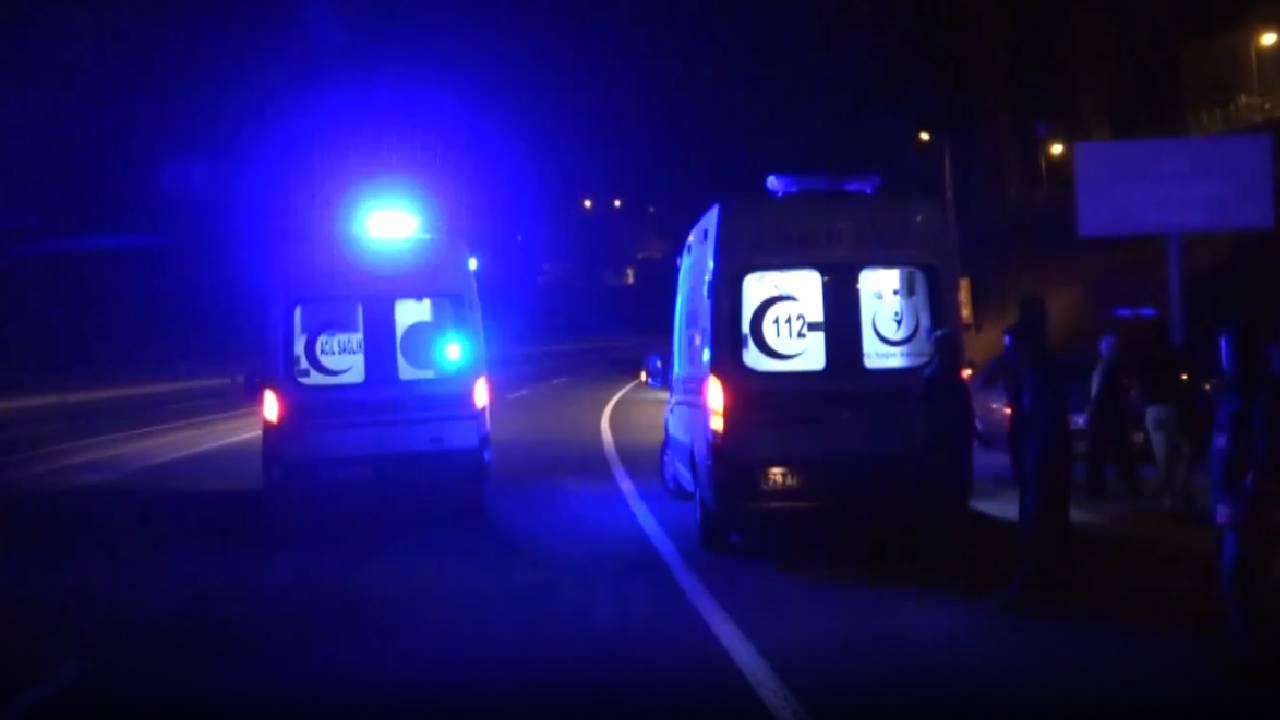 midibüs İle otomobil Çarpıştı 1 kişi hayatını kaybetti