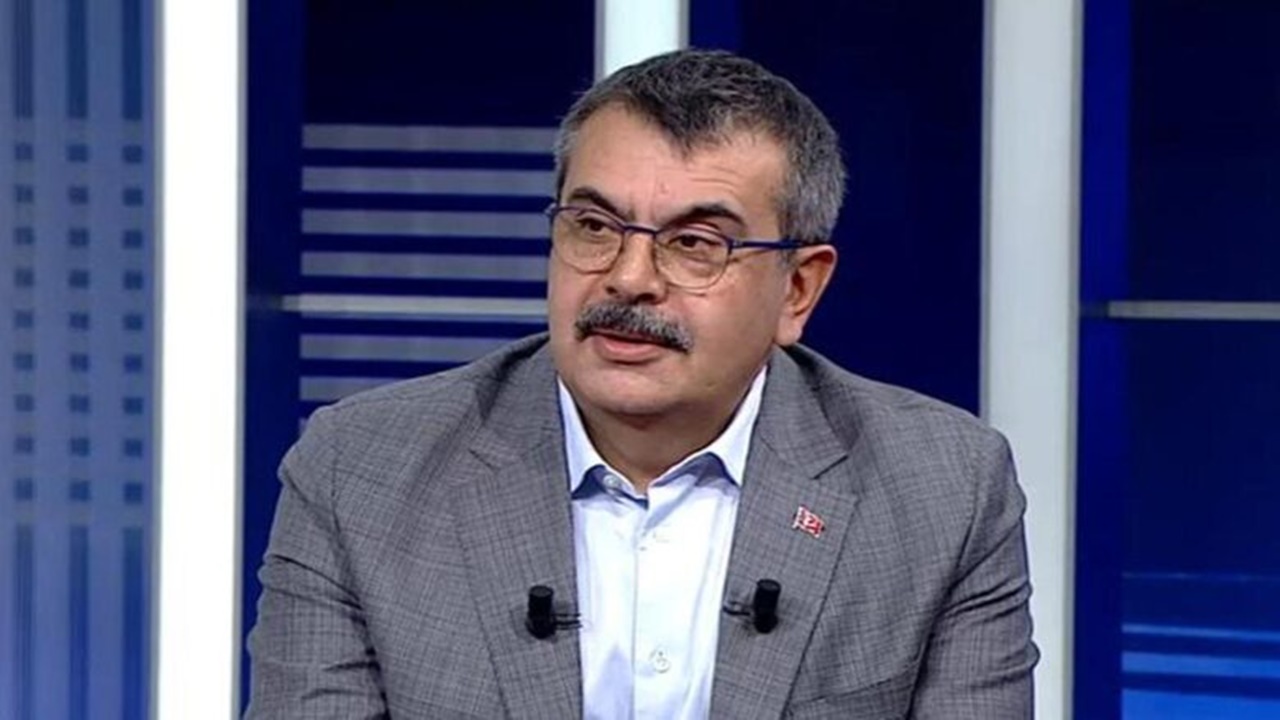 milli eğitim bakanı tekin canlı yayında soruları yanıtladı
