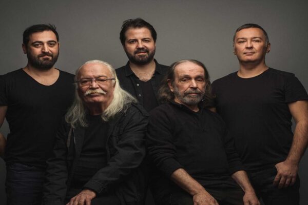 Moğollar Çanakkale’de Yangın Mağdurlarına Konser Verecek