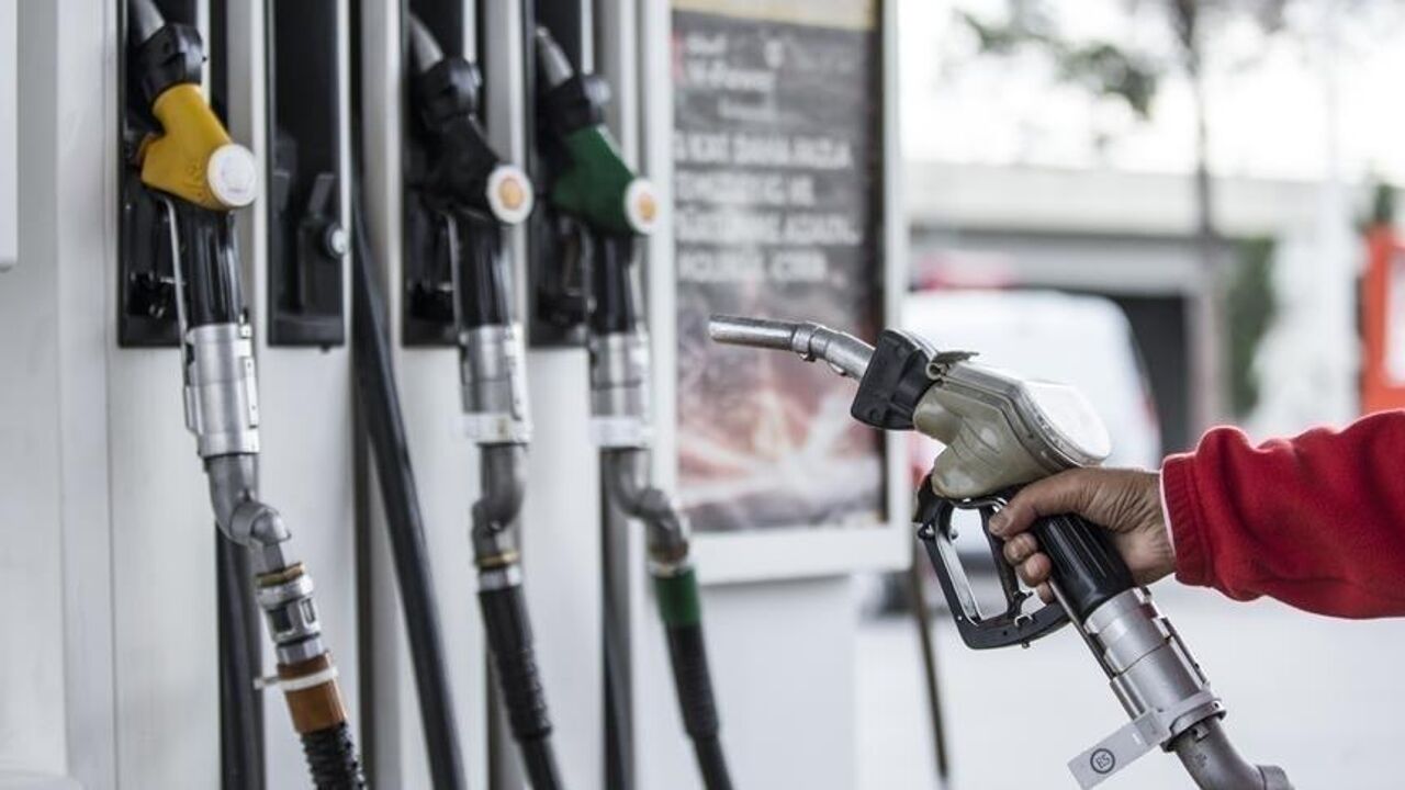 motorinden sonra benzine İndirim geliyor güncel benzin ve motorin fiyatları