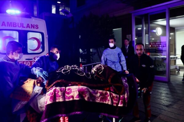 Musul’daki Düğün Salonu Yangınında Yaralananlardan 3’ü Daha İstanbul’a Getirildi