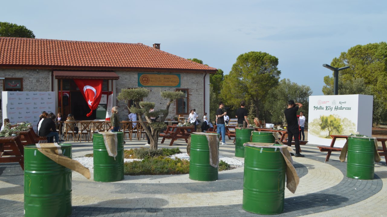 mutlu köy yaşam merkezi ayvalıkta hizmete girdi