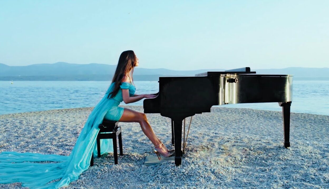 Müzikseverlere Müjde: Lola Astanova Geliyor