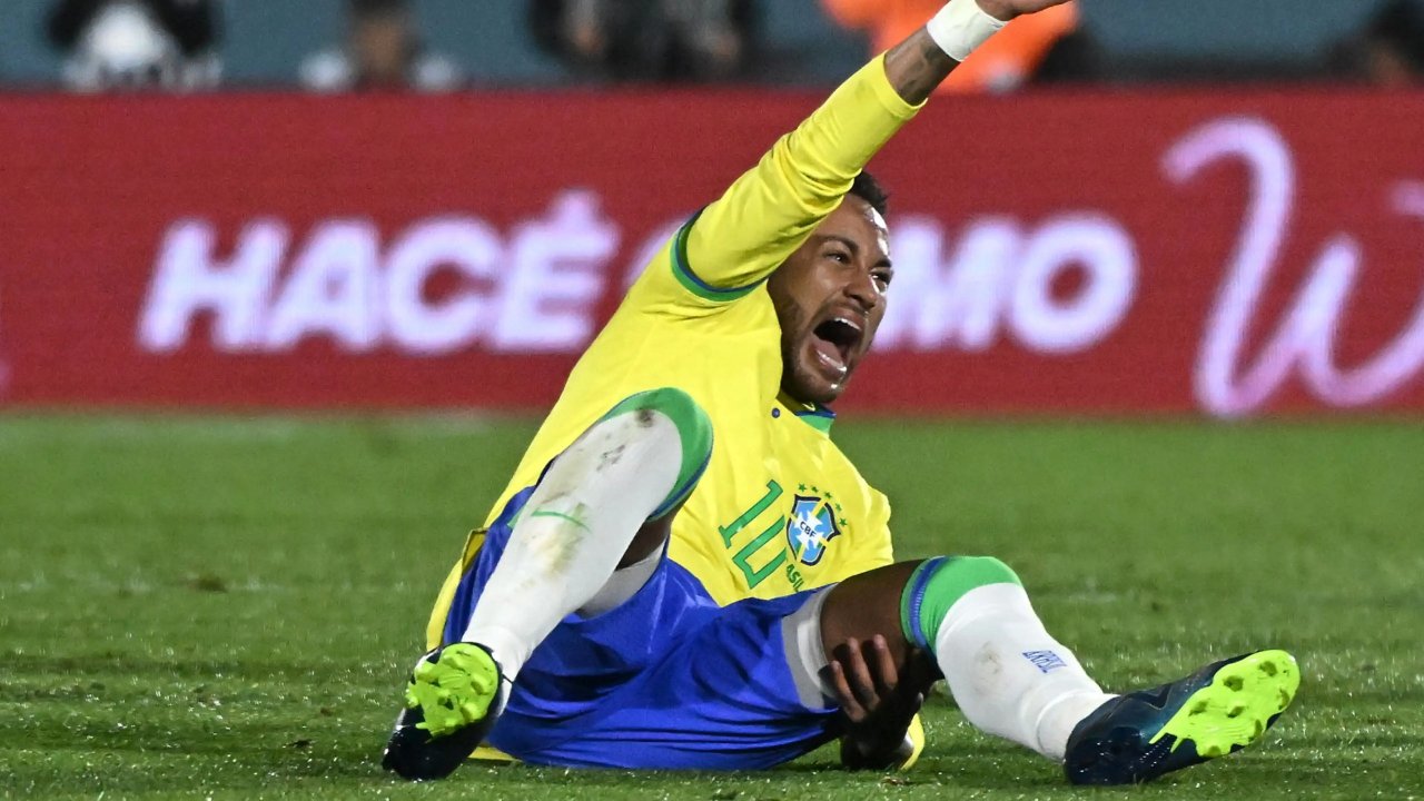 neymar jr sezonu kapattı