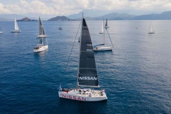 Nissan Türkiye Yelken Takımı Bosphorus Cup’ta İki Kategoride Birinci Oldu
