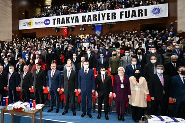 Öğrencilerin Firma Temsilcileriyle Buluşacağı Trakya Kariyer Fuarı Düzenlenecek