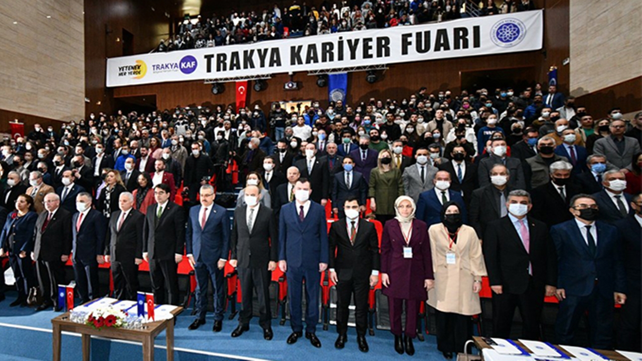 Öğrencilerin firma temsilcileriyle buluşacağı trakya kariyer fuarı düzenlenecek