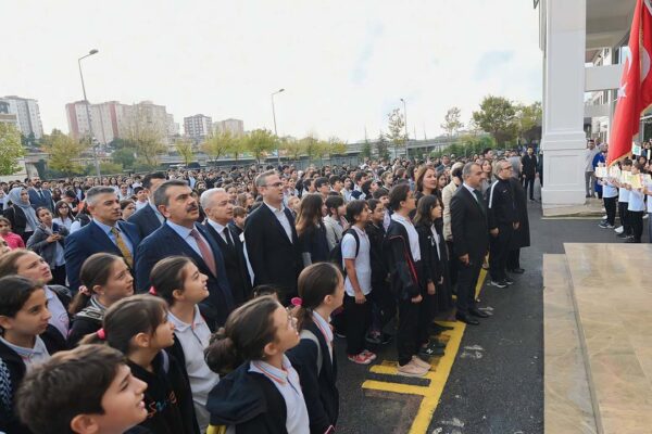 Okullarda Filistin İçin 1 Dakikalık Saygı Duruşu