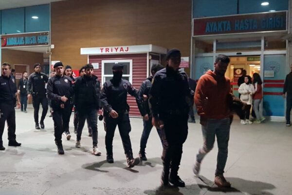 Operasyonla İnegöl’de 20 Düzensiz Göçmen Yakalandı