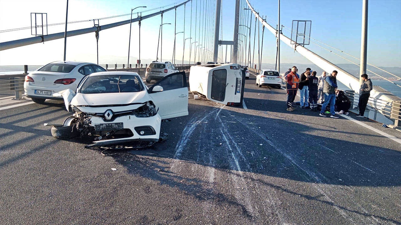 osmangazi köprüsünde 4 araç birbirine girdi