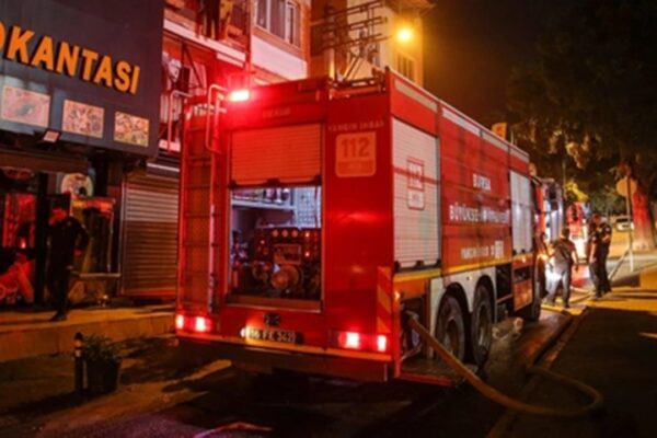 Osmangazi’de Alevler İki Evi Kül Etti