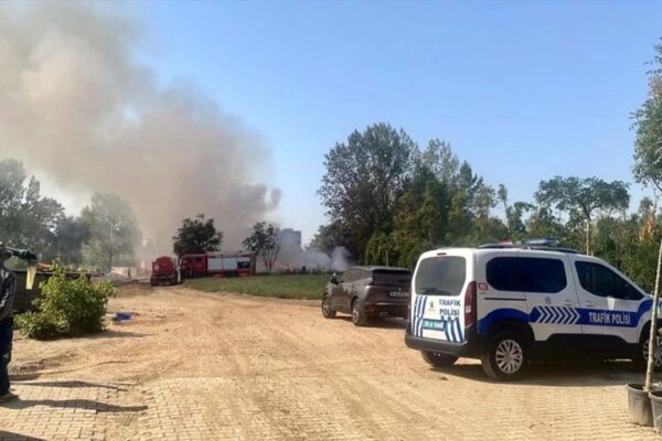 Osmangazi’deki Fidanlık Yangını İtfaiye Ekiplerince Kontrol Altına Alındı