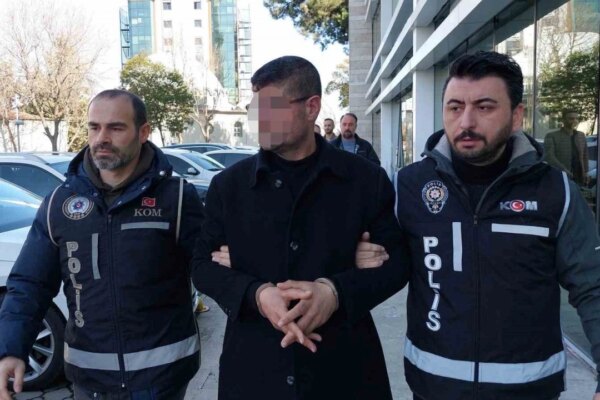 Otel Odasında Cinayet: 2 Kişi Tutuklandı