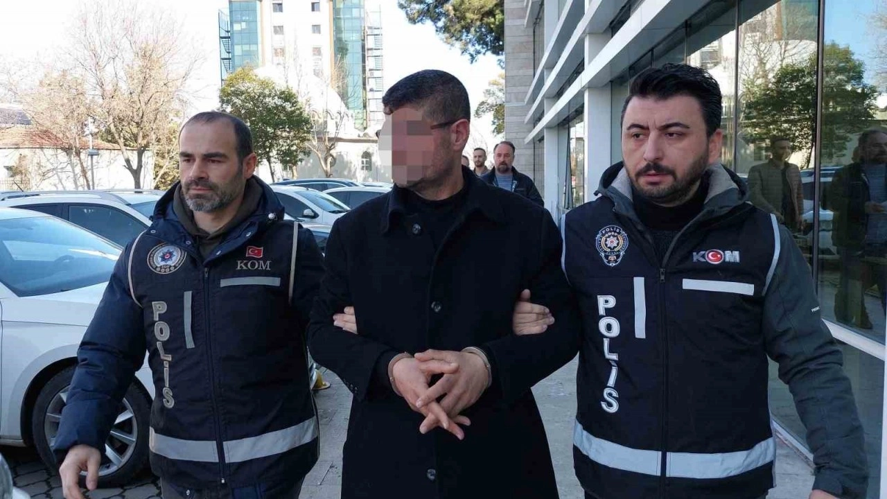 otel odasında cinayet 2 kişi tutuklandı