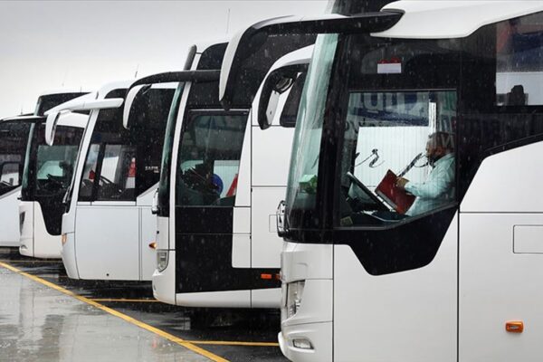Otobüs Firması Üzerine Kaynar Su Dökülen Yolcuya Para Cezası Ödeyecek