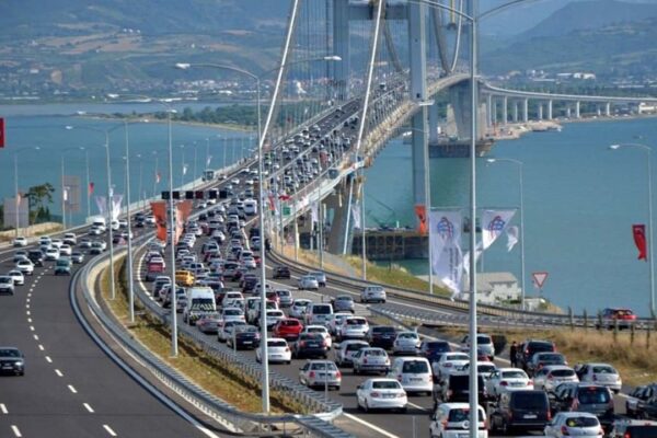Otoyol ve Köprülere %76.5’lik Dev Zam! İşte Yeni Fiyat Tarifesi