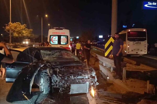 Otoyolda Kaza: Başkan Yardımcısı Yaralandı