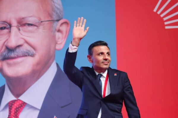 Özgür Çelik’ten Kılıçdaroğlu’nun Tebrik Tweeti Atmamasına Yanıt