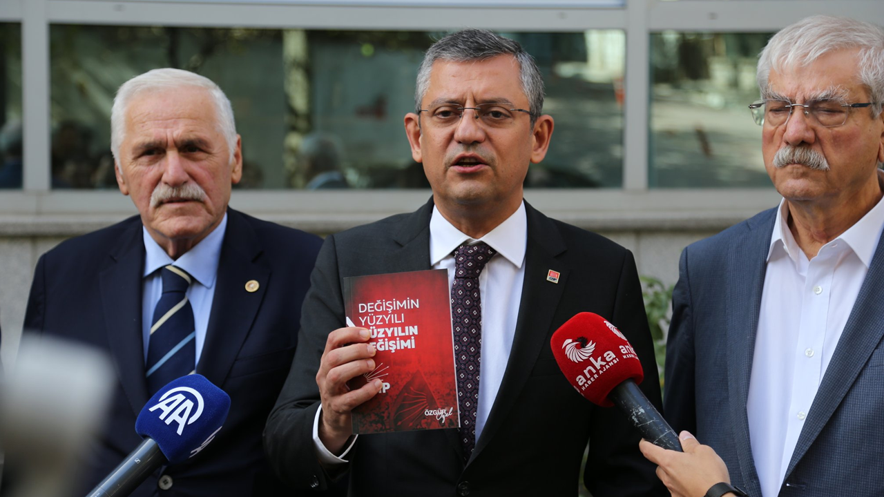 Özgür Özel sol ve demokrat partiler emek mücadelesine yakın durmalıdır