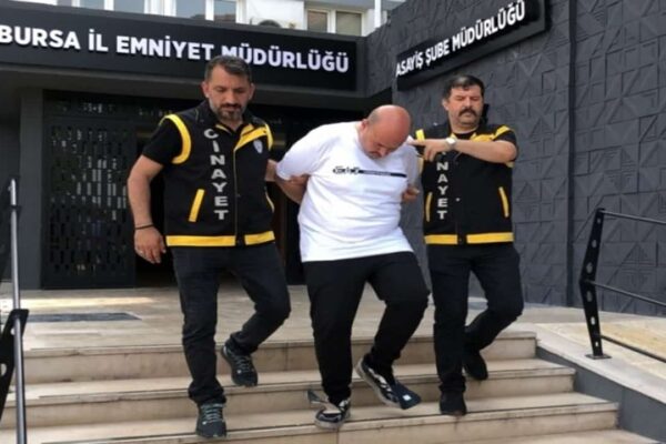 Patronunu Bıçaklayarak Öldürmekle Suçlanan Şüpheliye Müebbet Hapis Cezası Talebi