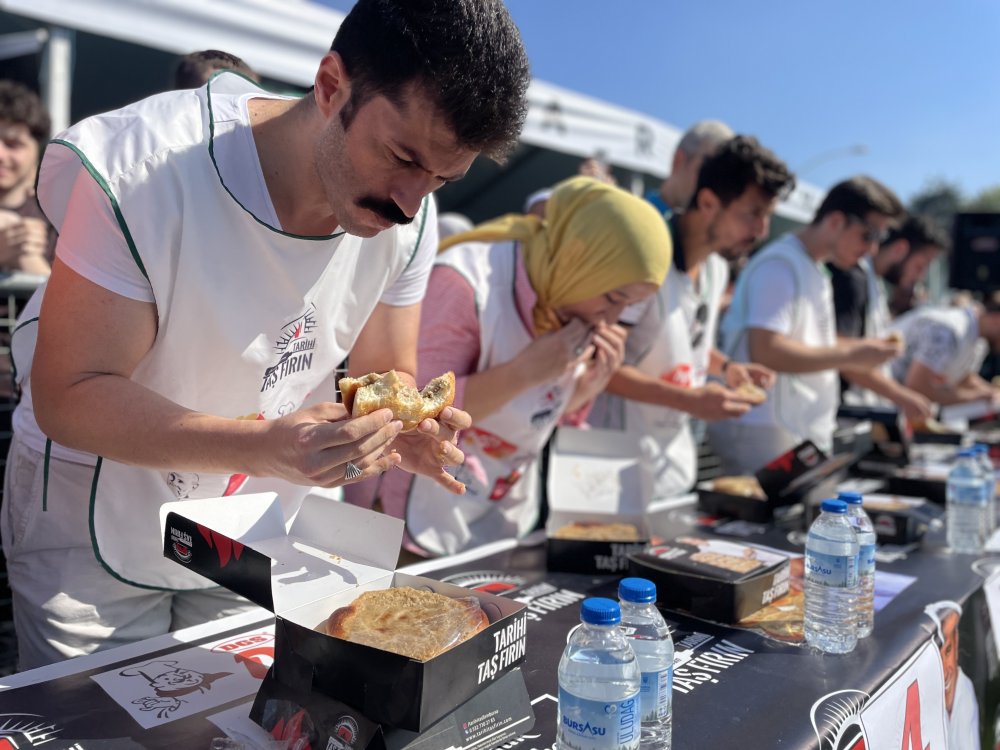 Pide Yeme Yarışması Düzenlenen Bursa İkinci Gastronomi Festivali Renkli Anlara Sahne Oldu