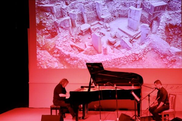 Piyanist Tuluyhan Uğurlu Sakarya’da Konser Verdi