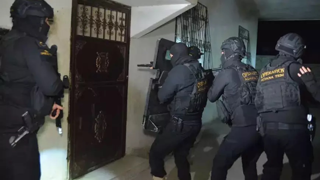 pkk Üyelerine karşı yapılan operasyonda 12 Şüpheli gözaltına alındı
