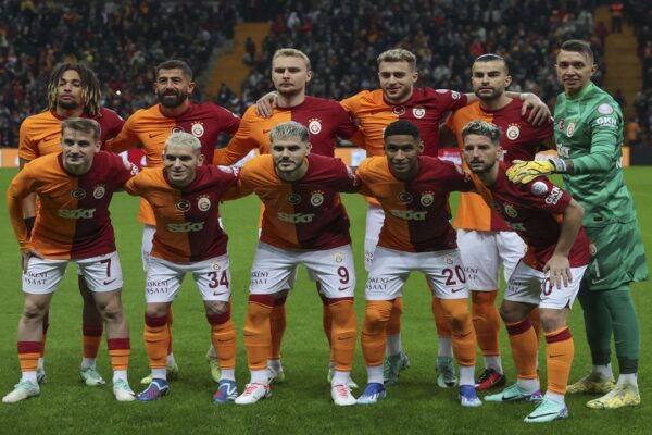 Play-Off Turunda Galatarasay Seri Başı