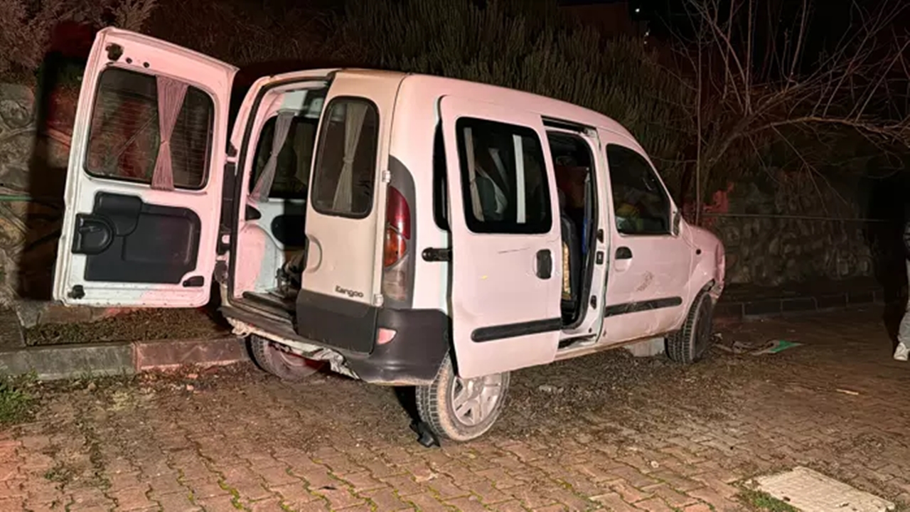 polisin dur İhtarına uymayan araçtaki zanlılar yakalandı