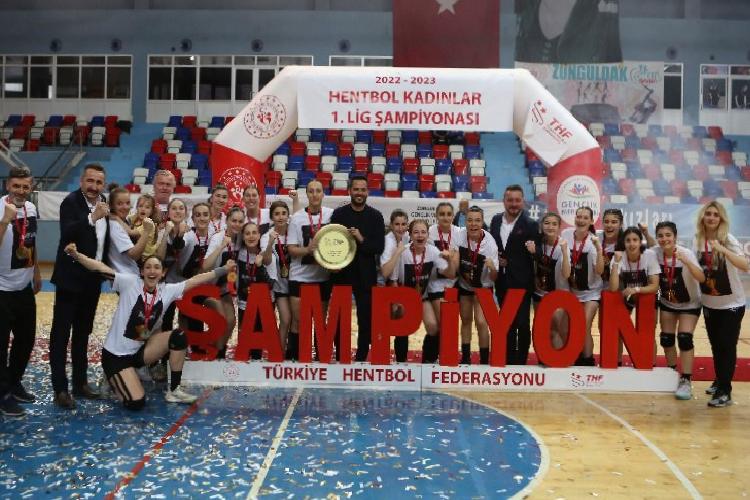 poyrazın kızları Üstün ligi deplasmanda açacak