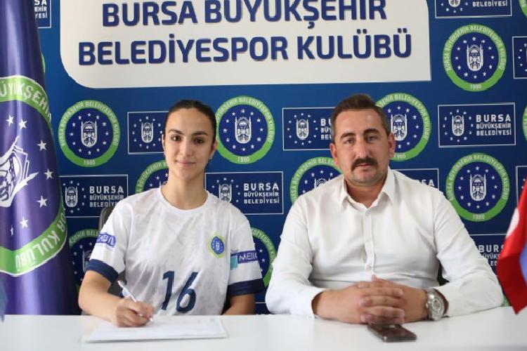 poyrazın kızlarında bir iç transfer daha